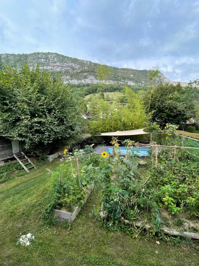 Le Refuge De Chaparon Leilighet Lathuile Eksteriør bilde
